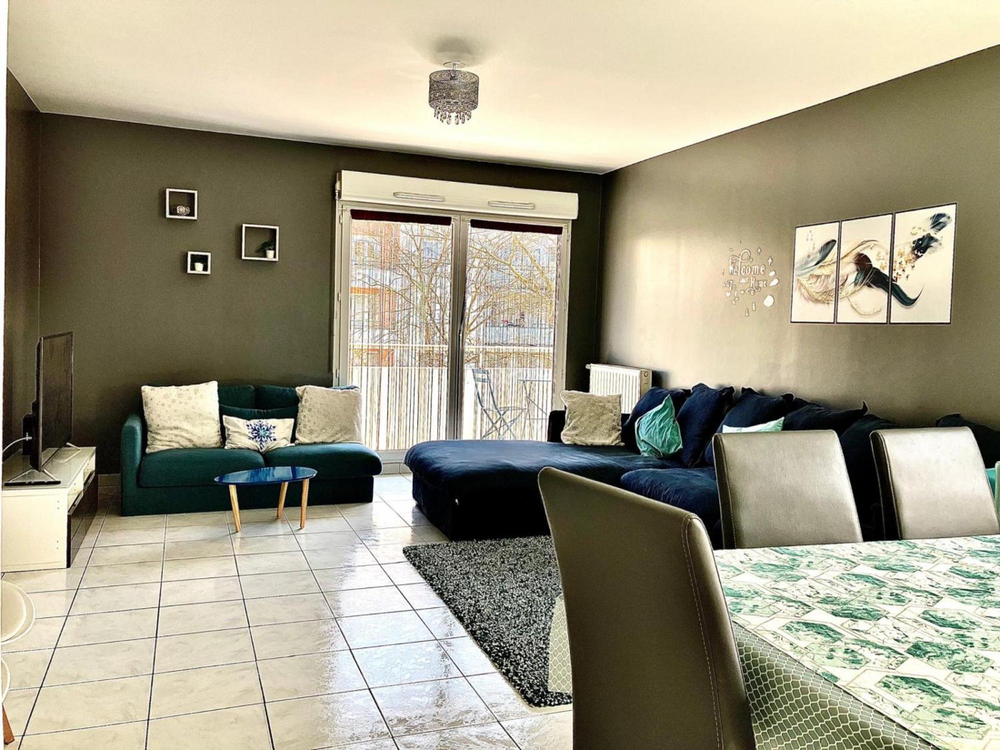 Snowqueen Hotel Apartment Paris-Disney Chelles  Exterior photo