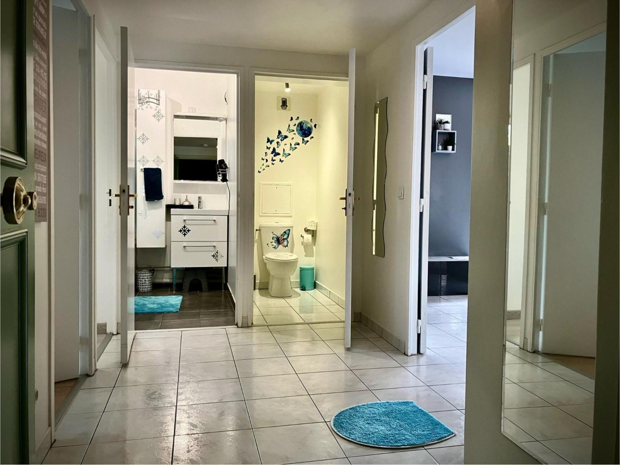 Snowqueen Hotel Apartment Paris-Disney Chelles  Exterior photo